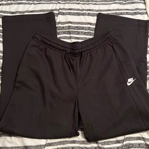 Womens Nike sweatpants